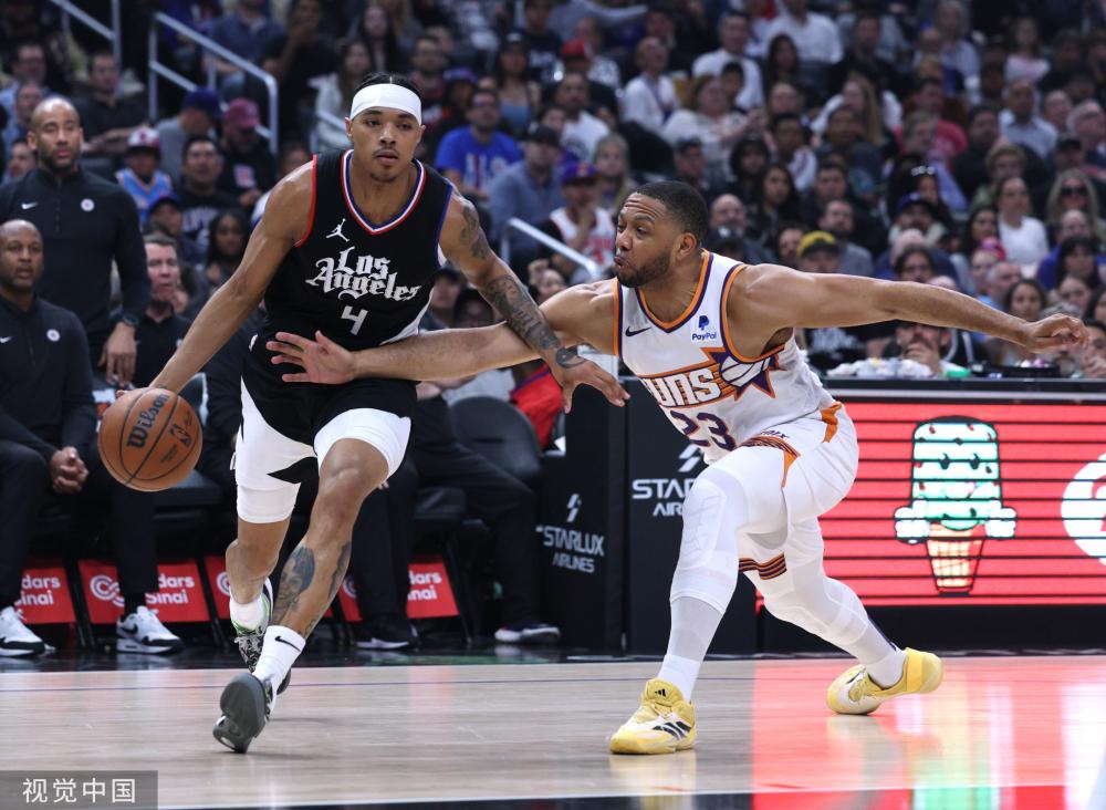 队的交锋中 队的交锋中