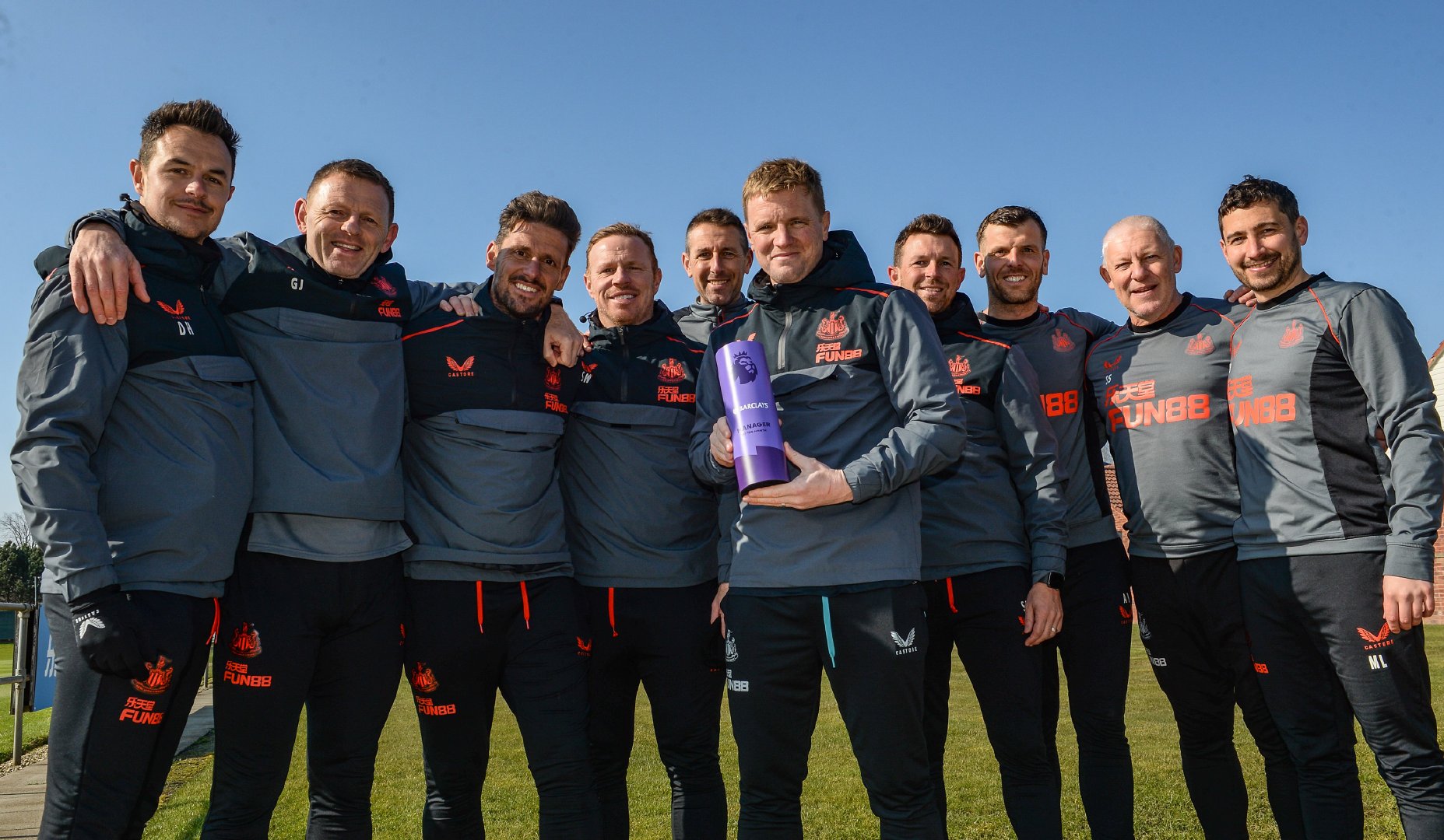 让他的肌肉 让他的肌肉