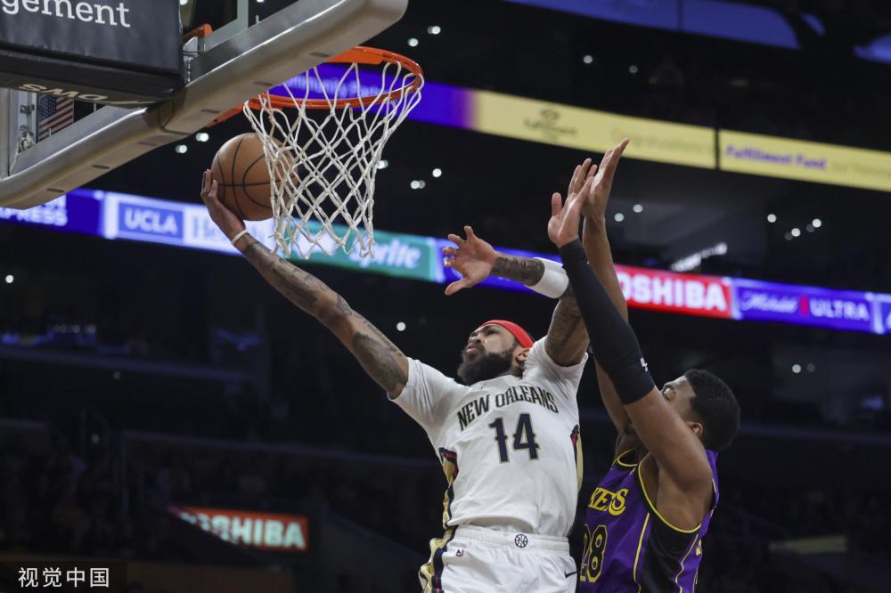 等巧妙地反 等巧妙地反